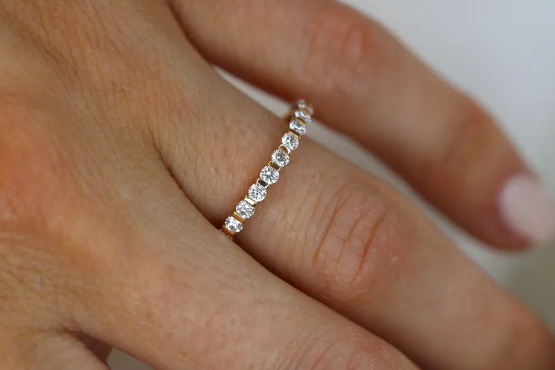 Alliance demi-clos - Or rose 18K & diamants