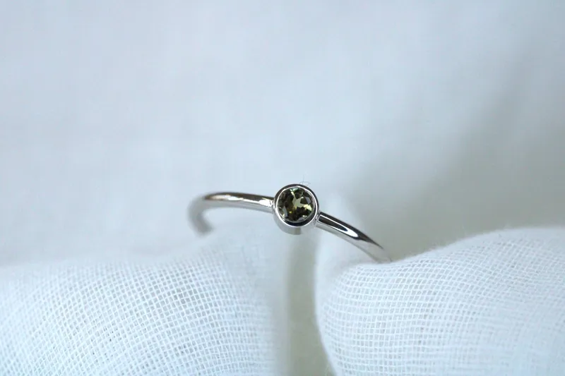 Bague en or jaune 18K & Tourmaline verte
