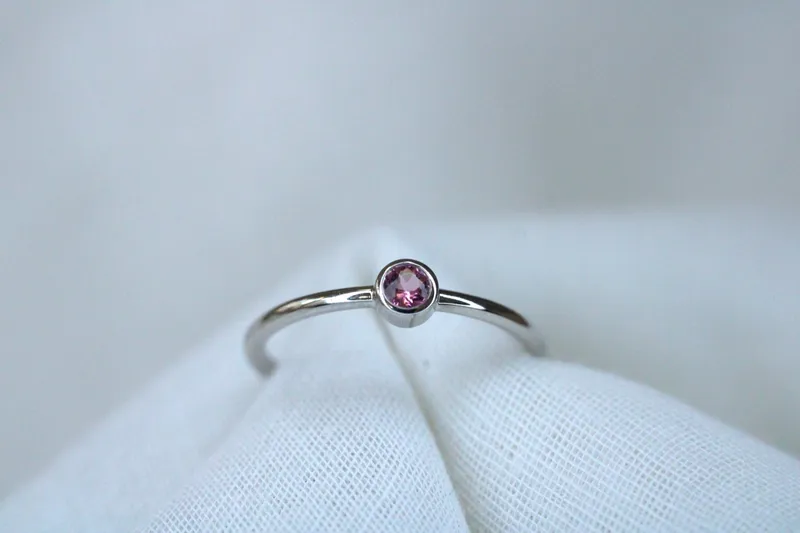 Bague en or jaune 18K & Tourmaline rose