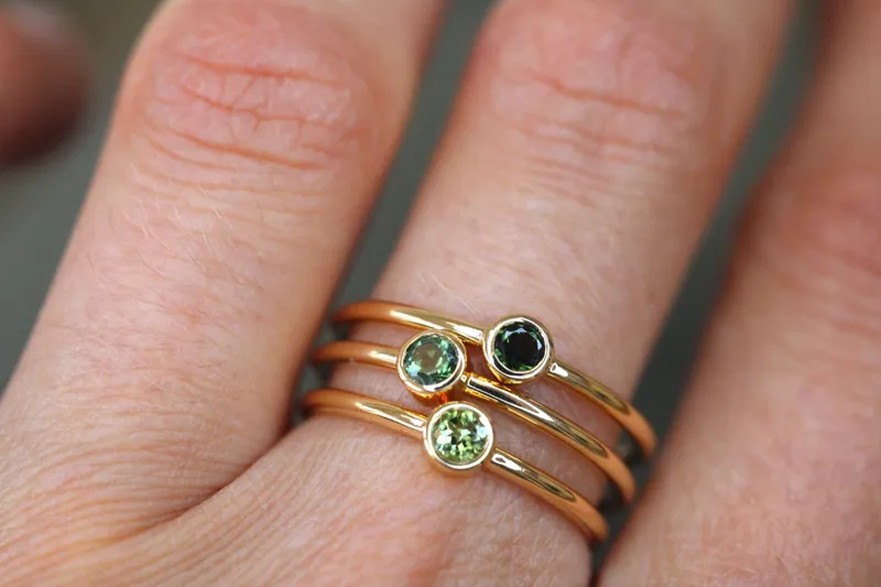 Bague en or jaune 18K & Tourmaline verte