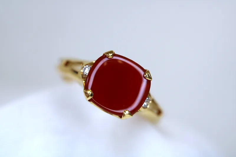 Bague en or jaune 18k - Cornaline & diamants